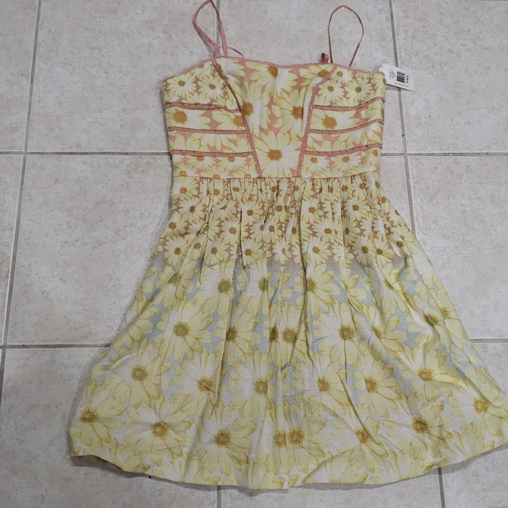 Jessica Simpson daisy spaghetti strap dress